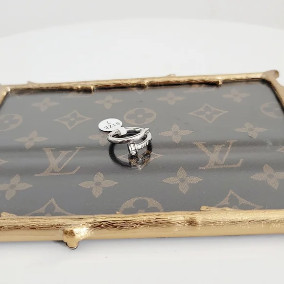 Stainless steel silver tone nail ring nwt - Picture 3 of 5